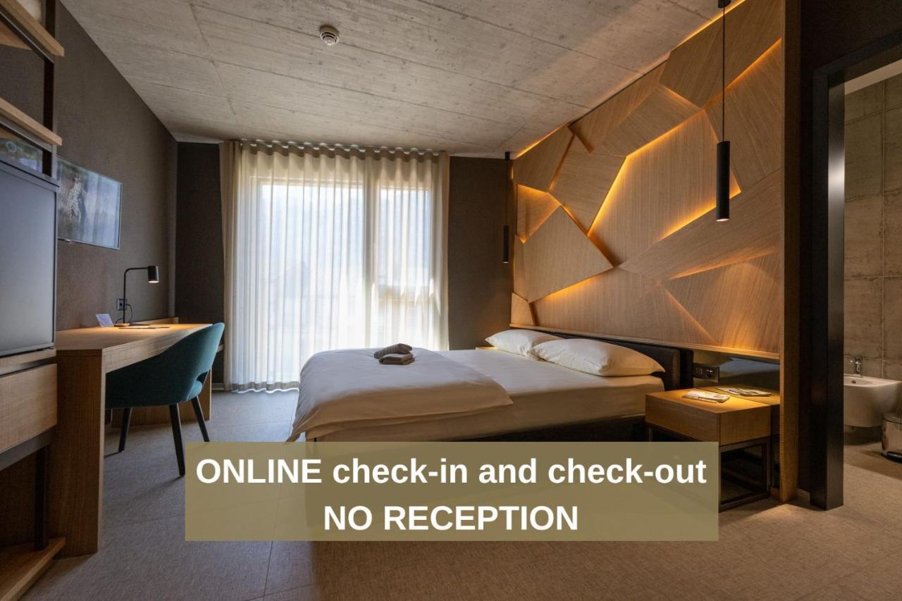6532 Smart Hotel - Self Check-In Arbedo-Castione Exteriér fotografie